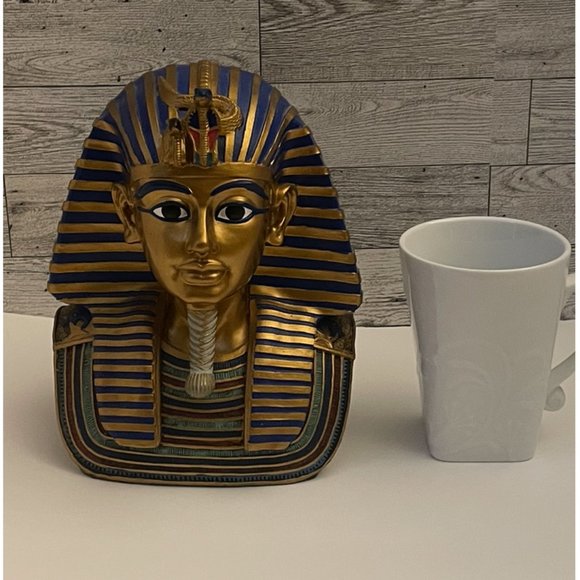 Egyptian Gold Mask Of King Tut - Collectible Figurine Statue Egypt - Picture 4 of 5